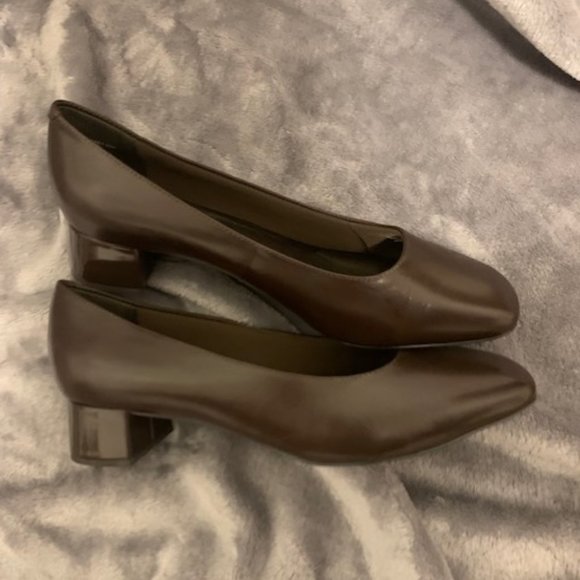 Trotters Dark Brown Nappa leather – 10.5C (or 10.5W) - NEW IN BOX - Picture 1 of 1